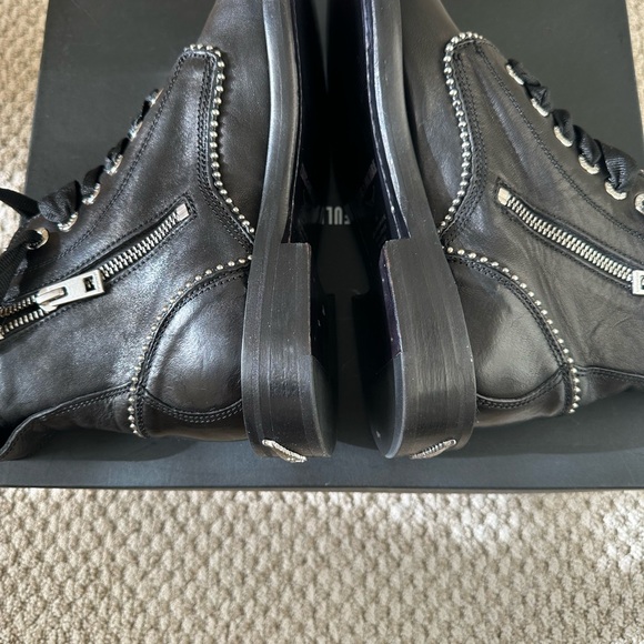 NWOT Zadig & Voltaire Black Leather Ankle Bootie with Studded Detail. - Picture 3 of 4